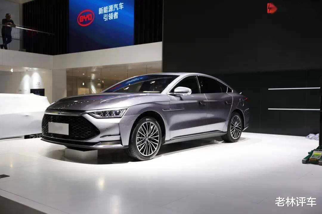 『比亚迪』比亚迪全新轿跑首次亮相，4.7秒破百，预售23万，第三季度上市