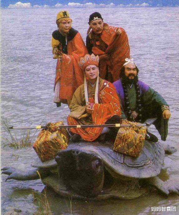 『』乘风破浪的送考家长：穿旗袍只是小意思，还要一天一个颜色不能错