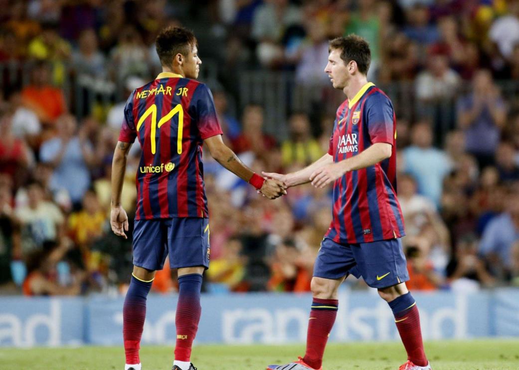 梅西|梅西争夺白热化！曼城报价3大球星+1亿欧元，大巴黎出撒手锏