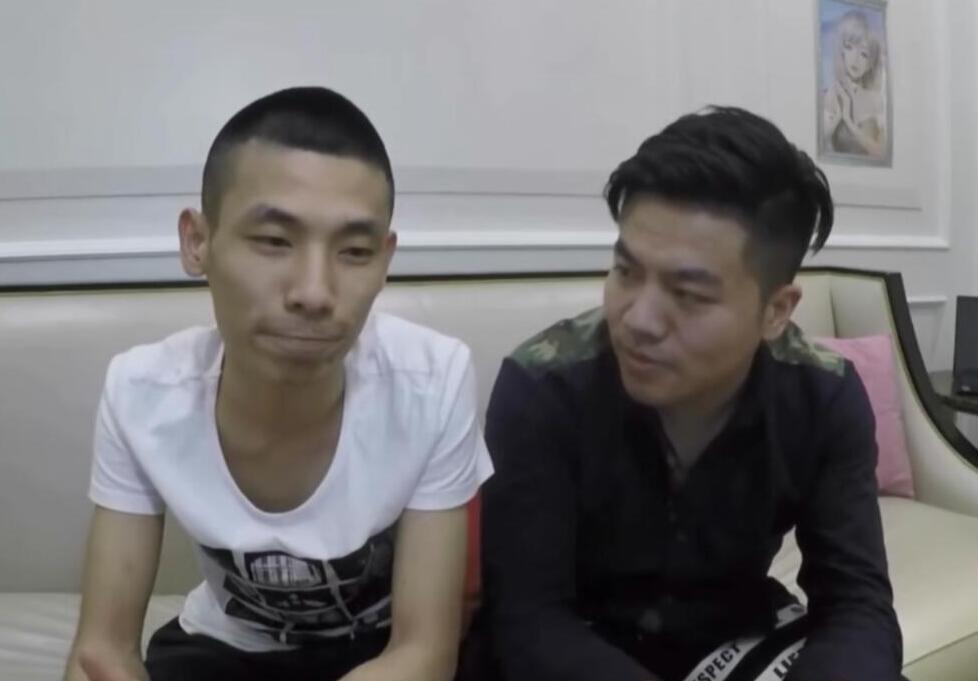 地下城与勇士@DNF：旭旭宝宝回忆师傅，12年了都没上过线，想让他看看我现在的装备