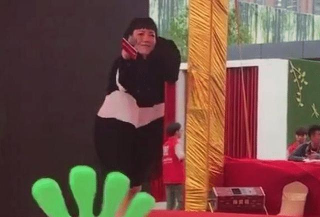 吴莫愁|她曾火遍华语乐坛，却因和导师传绯闻被封杀，今落魄到以卖唱为生