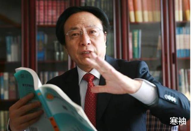 『莲花』“莲花清瘟之父”：靠几条虫子每月1.5亿利润，出诊费8元多年不改