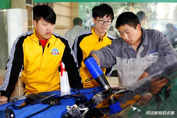 『机械』分数够不上本科，优先考虑这3个“优势专业”，毕业都是稀缺人才