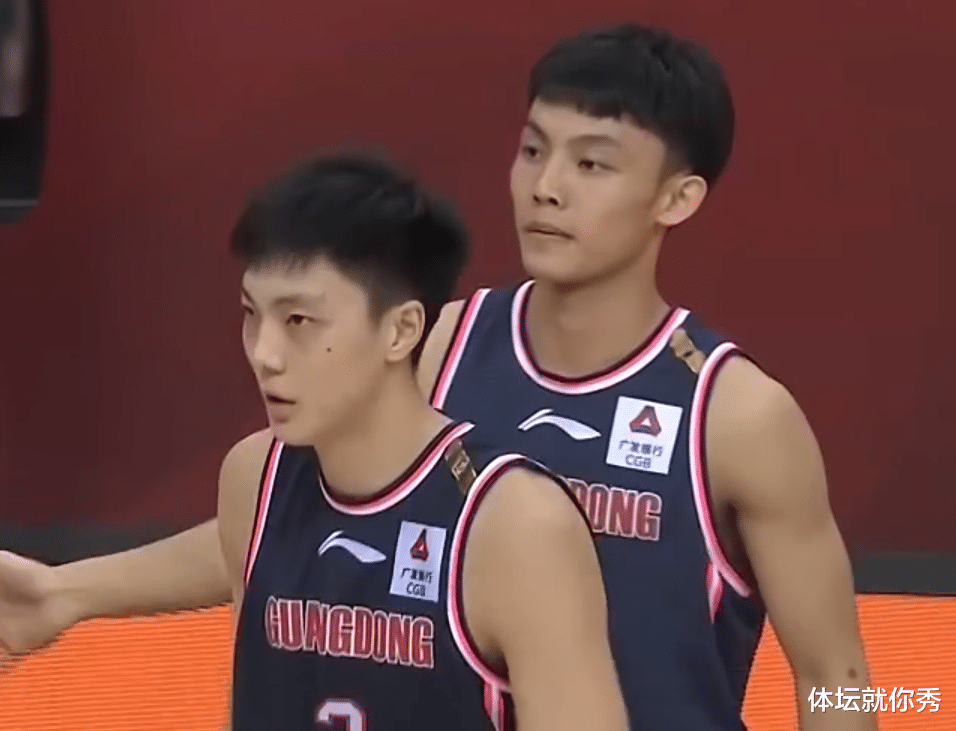广东男篮|22分耻辱逆转，广东官博被攻陷：第4节梦游，杜锋为什么不叫暂停？
