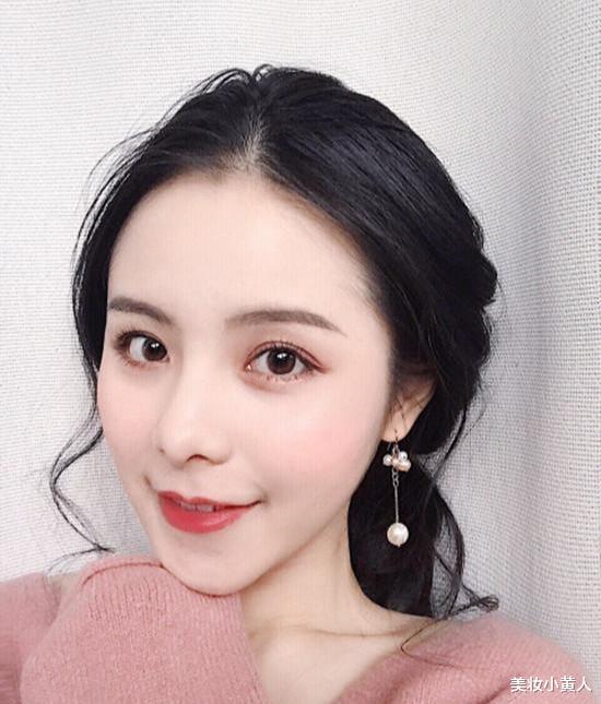 严选 吴昕晒的“续命”粉底液，堪称平价兰蔻，李佳琦：妆感既细腻又轻薄