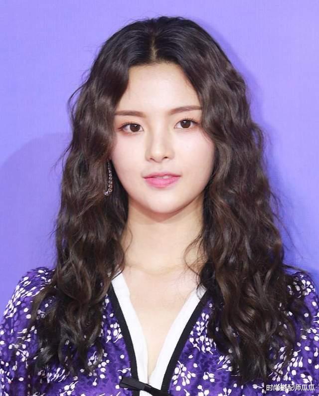 发型|45岁左右的女人，过年别再烫“大妈卷”！试试这3款发型，特好看