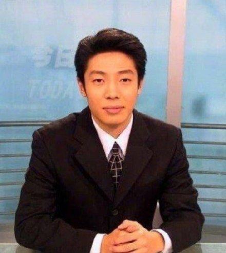 「撒贝宁」从央视名嘴到\芳心纵火犯\，\藏\13年的撒贝宁在\被辞退\后现原形