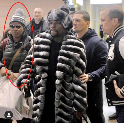 梅威瑟@私人理发师表忠心!与梅威瑟相交16年,1周理发3次,1次1000美元