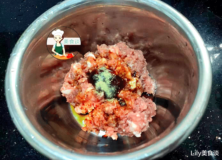 云吞|冷天，包饺子别再用韭菜了，用它鲜甜营养，一咬满嘴爆汁，吃嗨了