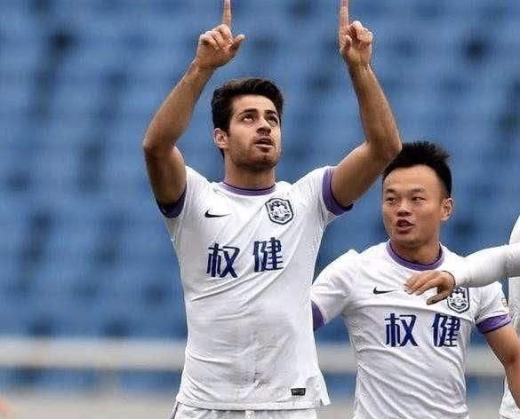 『中超』中超又添1顶级亚外?曝深足或签28岁伊朗中卫!他曾是泰达保级英雄