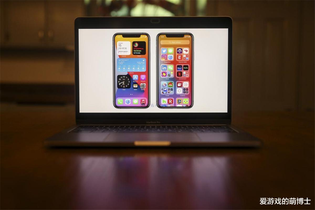 iOS14|iOS14正式更新之后，果粉终于可以把手机桌面打造成Win95的风格