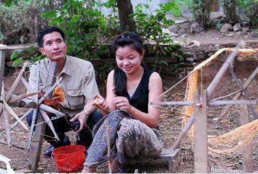 东南亚旅游|老挝姑娘表示：夜晚是有钱人的天堂，但却是我们的“地狱”