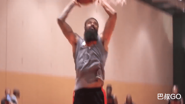 考文顿|火箭晒首日训练！考文顿壮如浓眉，拳王骨瘦如柴，哈登如愿以偿了