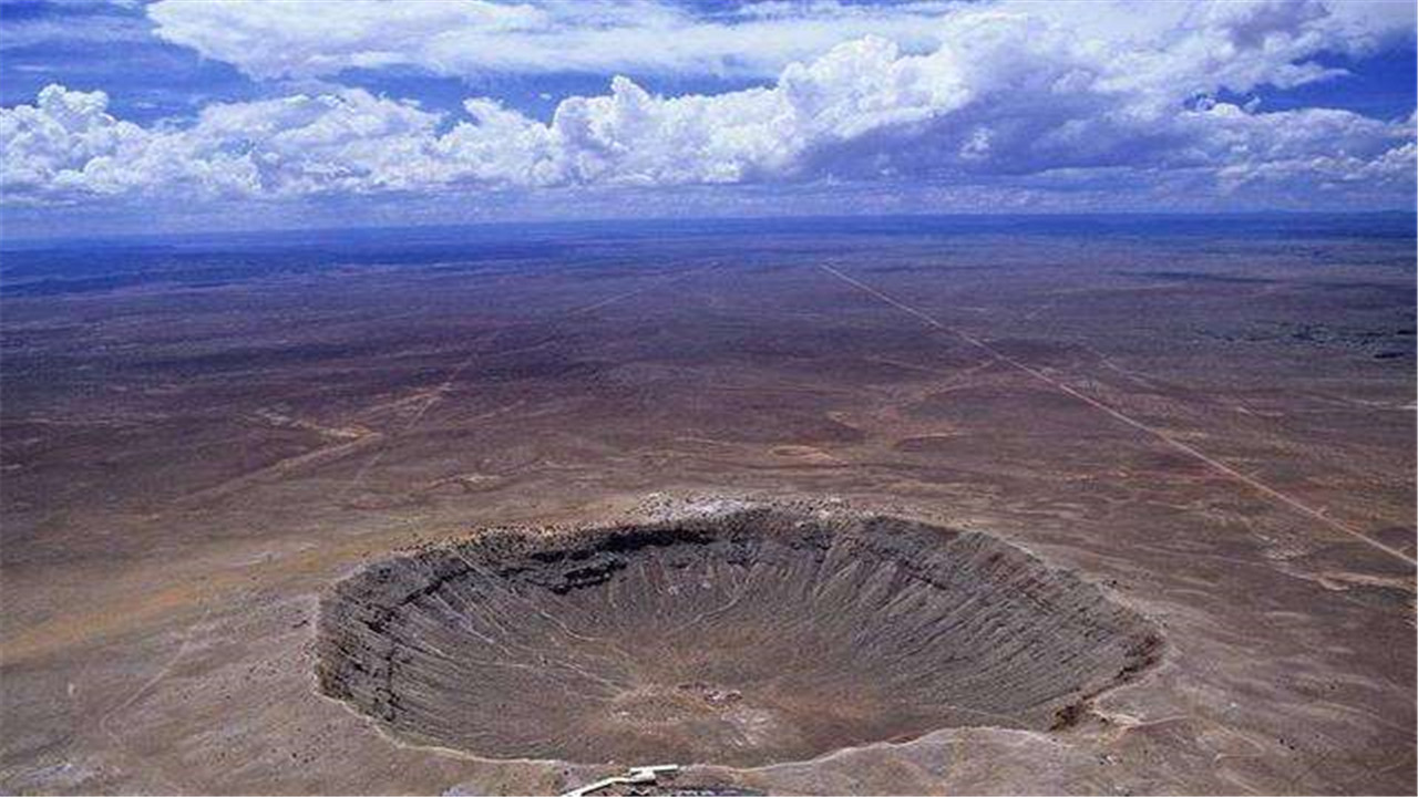 陨石坑|为啥地球上的陨石坑都是空的?陨石跑哪去了?解释多年疑惑