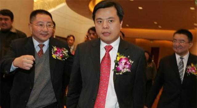 美国队|那个向美国捐款70亿中国老板，连遭武磊和恒大股东拒绝，球迷叫好