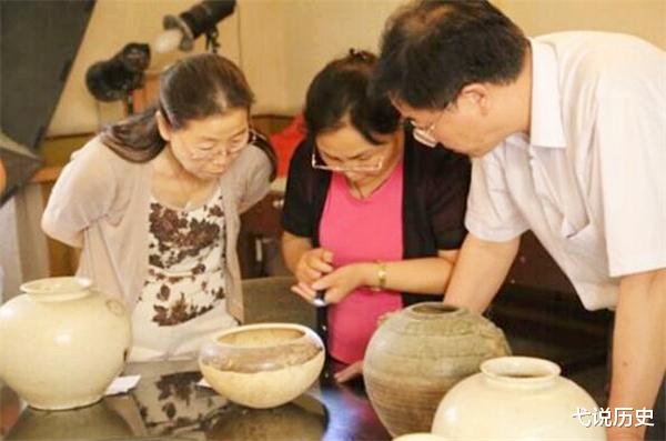 弋说历史|老人为儿子的病发愁，愿意出售“家传宝”，却遭到专家的阻挠