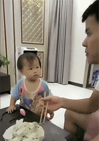 |今天钓鱼被咬了一口，谁知道是什么咬的吗？评论区沸腾了！哈哈哈