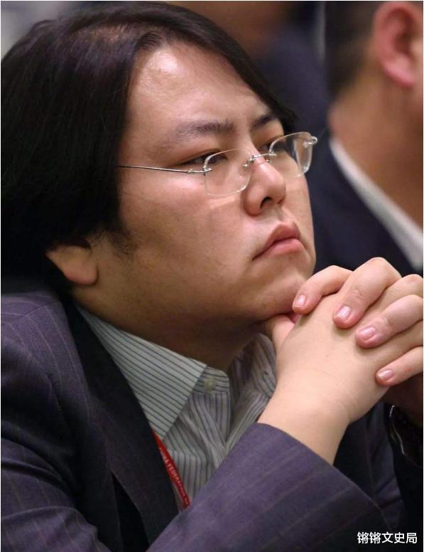 李兆会|李兆会放弃学业继承百亿家产，高调娶明星，现在靠剃须刀再赚千亿