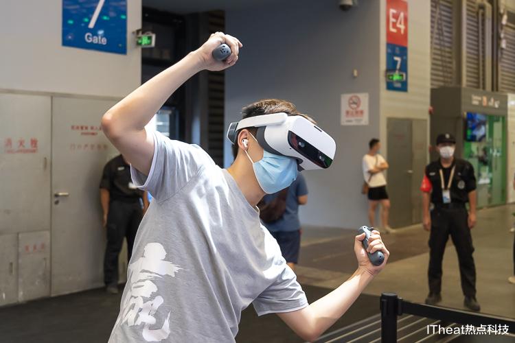 |Pico Neo 2 VR一体机:无线+精准体感,让你沉浸游戏世界