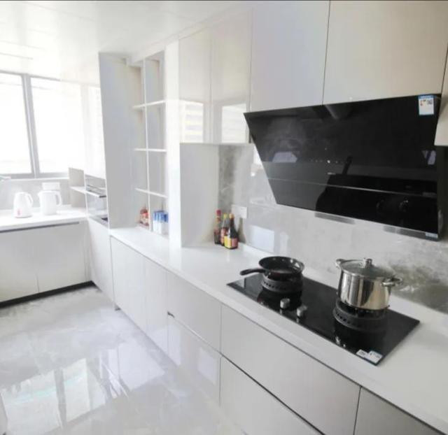 |晒晒新房装修，全屋现代风，最满意电视墙，朋友都夸赞简洁大气