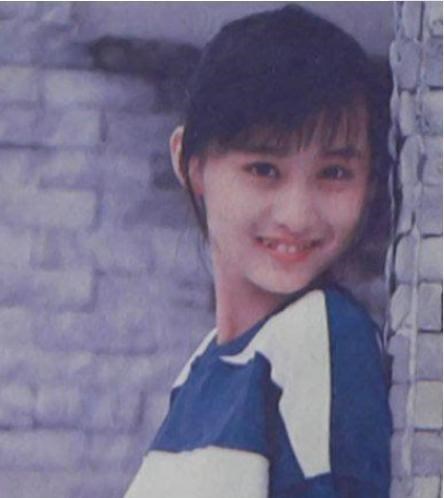 陈德容|明星罕见学生照,刘德华眉清目秀,陈德容不进演艺圈就是一种浪费