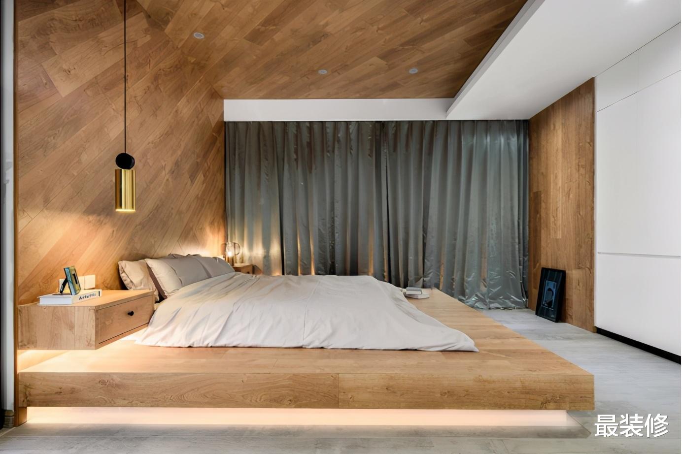 大户型|5层409平超大户型，白色为主的温雅美居，三层休闲区最为出彩