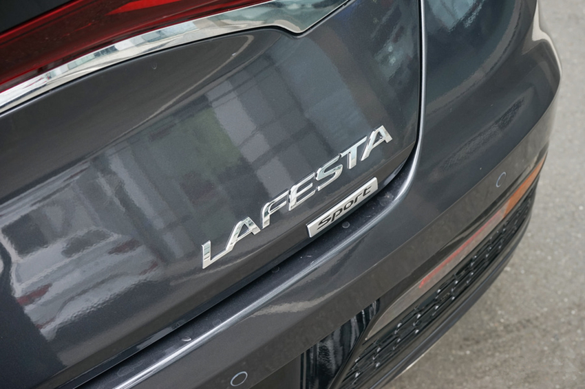 #丰田卡罗拉#家里人都让我买卡罗拉！修车师傅推荐我买了这合资，太帅气了