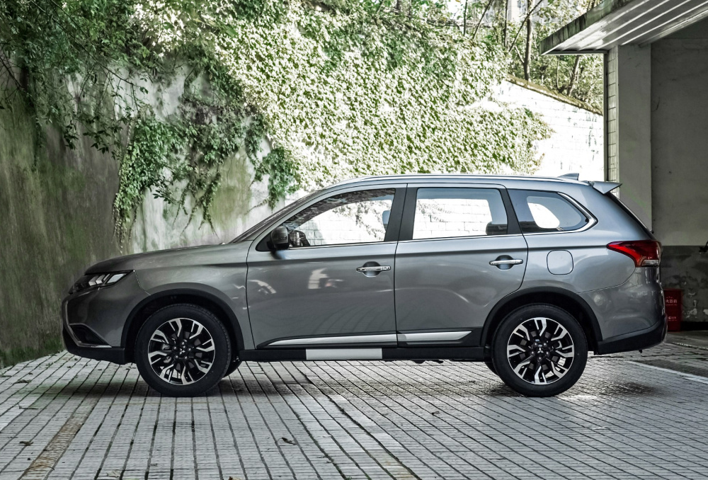 SUV|秋高气爽去郊游，这3款大空间SUV不错，关键是省油