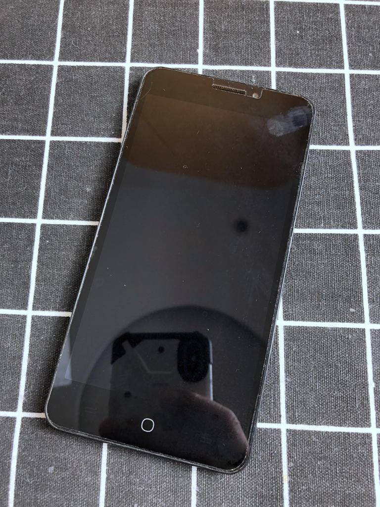 「电池」为什么现在手机都不支持可换电池设计了？