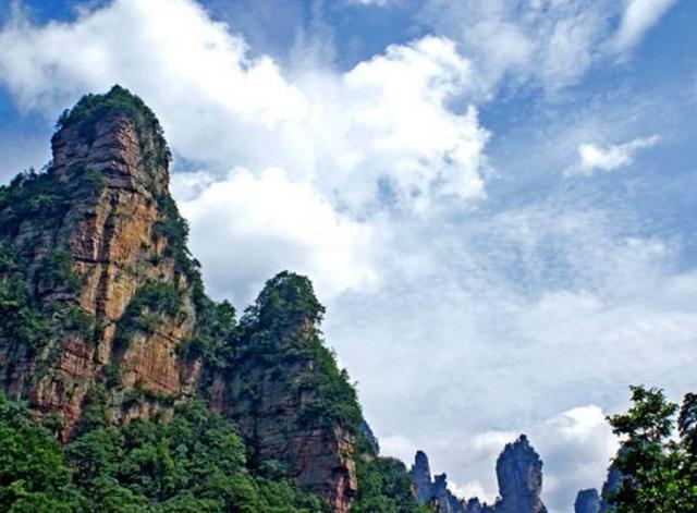 #张家界#中国最“良心”景区，一张门票能玩4天，景区内可免费乘车