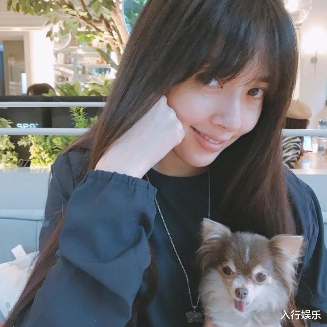 「郭碧婷」郭碧婷发自拍不像准妈妈,做绿色美甲被反问:向太同意了吗?