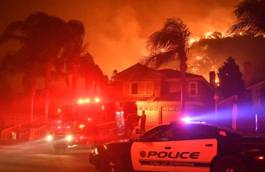 #美国#凌晨1点美国传出一声巨响，5.4万人连夜撤离，是天灾还是人祸？