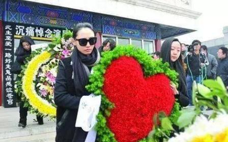 白静|她27岁嫁入豪门，却命丧丈夫刀下，生命永远定格在29岁