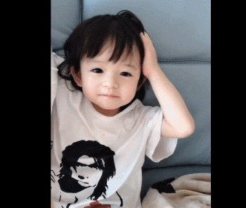 樊少皇|樊少皇女儿被误认成小男孩，妈妈基因太优秀，星二代颜值巅峰吧？