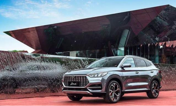 比亚迪宋|顶配只需要15万，比亚迪宋PLUS到底有多大的实力？