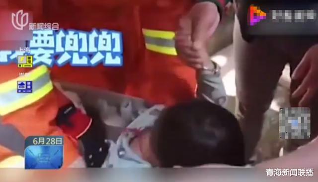 『东莞』孩子调皮被困洗衣机中，消防员展开救援，孩子一句话逗笑家长