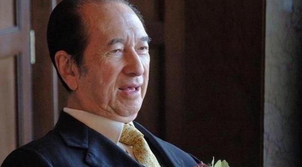 赌王|赌王四太大方公开神秘儿子往事，赌王事事为他尽心，何猷邦长相英俊潇洒