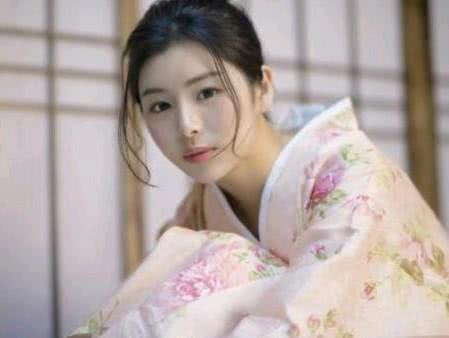 『』在日本游玩时，如果有人对你“弯食指”，导游：那你可要当心了