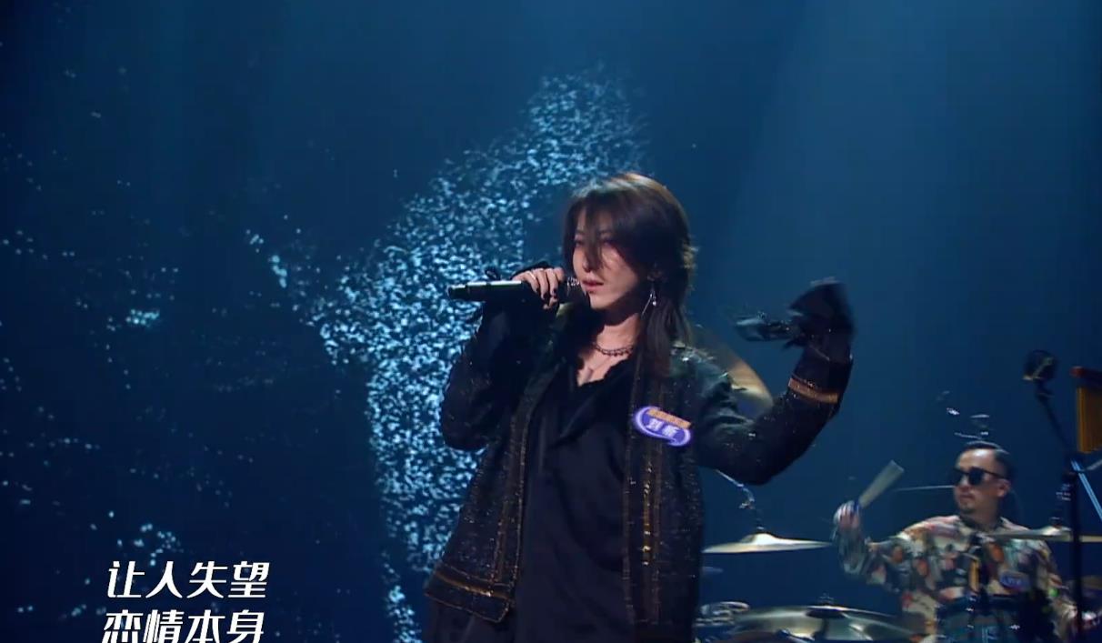 乌兰图雅|《乐队的夏天》粉丝难救五条人，刘忻乐队淘汰引发热议