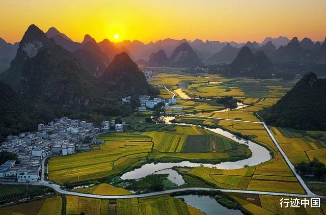 广西|中国最美的高速，沿途都是世外仙境，一下子火到了国外！
