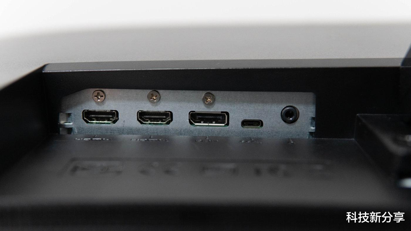 |4K、31.5寸、HDR，明基EW3270U显示屏，带来极佳的显示体验