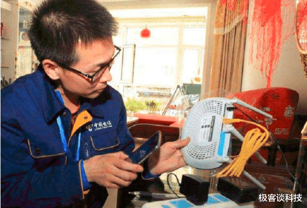 运营商|装了宽带师傅不给帐号密码，师傅说用动态ip上网，怎么回事？