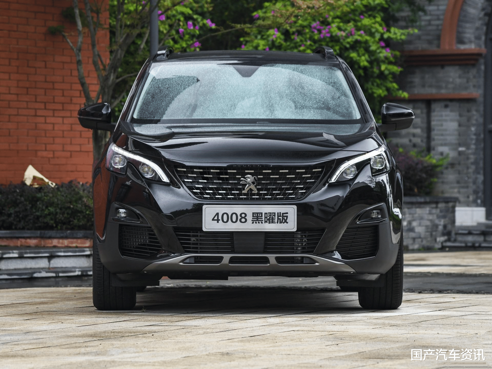 SUV|车宽1米85的法系suv，外观霸气炫酷，搭载1.6T+6AT，适合年轻人