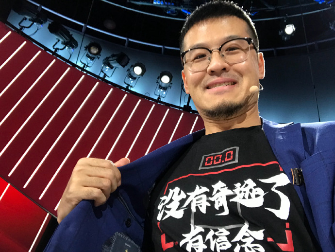 「王猛」NBA停赛后，男解说员都在干啥？杨毅做生意，苏群最文艺，王猛不再三秒钟