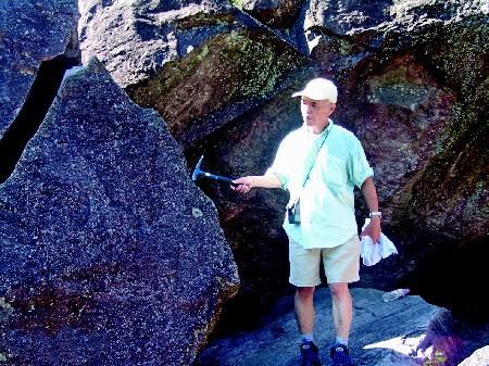 趣观历史|内蒙“恐怖湖”扎汉宫，人畜到此频频消失，专家揭开“吃人”实情