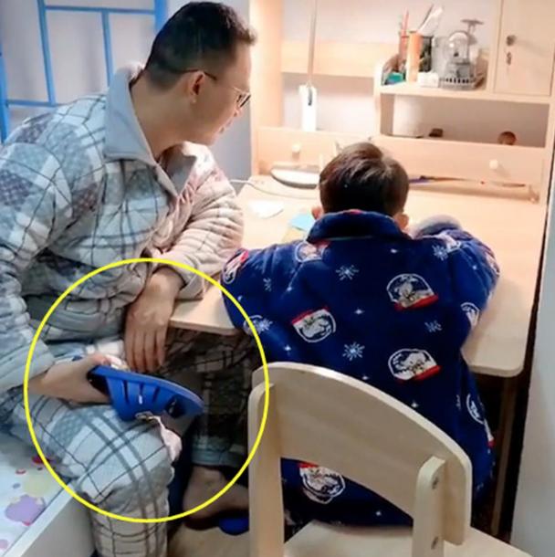 「作文」小学生作文“神反转”，情节跌宕起伏，网友：除了学习干啥都行