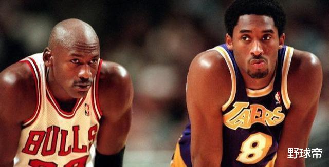 [迈克尔·乔丹]科比一打乔丹就来劲？两人生涯8次交手，乔丹场均24.5分，那科比呢？