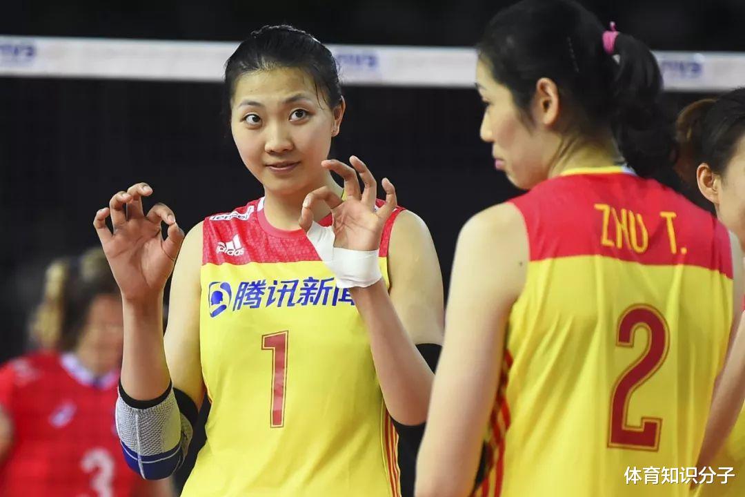 「奥运会」女排迎来坏消息！2主力情况让球迷担忧，奥运卫冕最大绊脚石出现