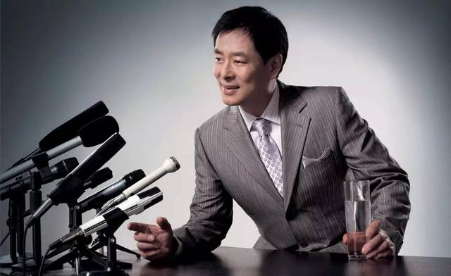 濮存昕|濮存昕不为人知的故事：我恨死我爸妈了，为什么让我得这个怪病