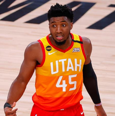 爵士队|西部首队，3-1取赛点！这队遭吊打两年学聪明：避开哈登威少赚大了